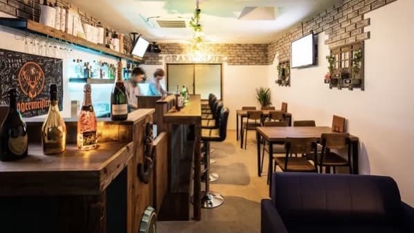 retty公式サイトより引用したBARぐらんぶるの画像
