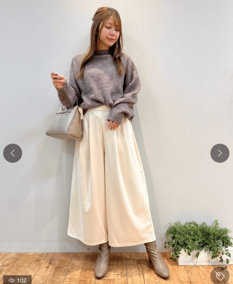 女性　秋コーデ